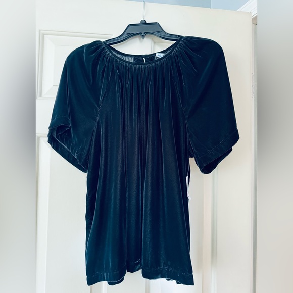 Old Navy shirred black velvet swing blouse - Picture 6 of 6